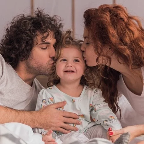 Υπάρχει τίποτα πιο επείγον απ’ το να περάσουμε ευτυχισμένες στιγμές μαζί με τα παιδιά μας;