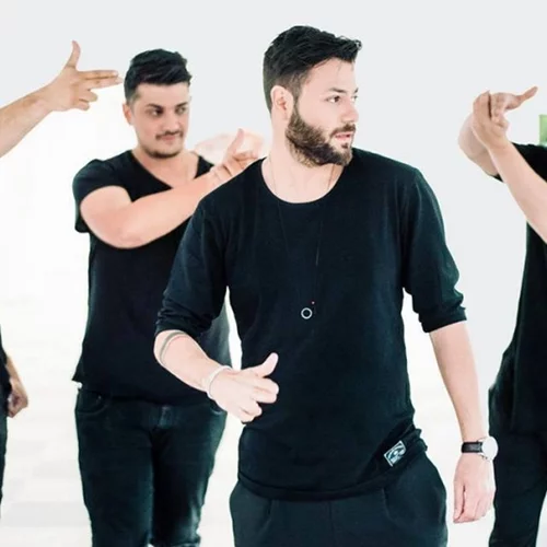 Ανδρέας Βούλγαρης | Ο σταρ των Alcatrash είναι ζευγάρι με εντυπωσιακή celebrity!