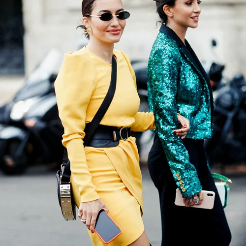 Τι να φορέσω στο γραφείο τις γιορτινές μέρες