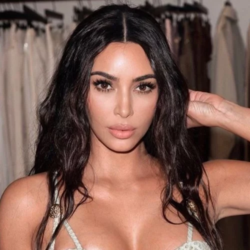 Η Kim Kardashian λάνσαρε ένα προϊόν που σίγουρα χρειάζεσαι (και δεν το ξέρεις!)