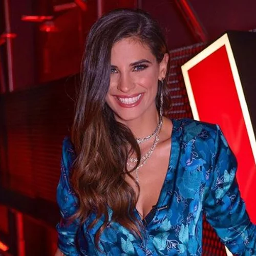 Χριστίνα Μπόμπα | Ξέρουμε τι θα φορέσει σήμερα στο «The Voice»