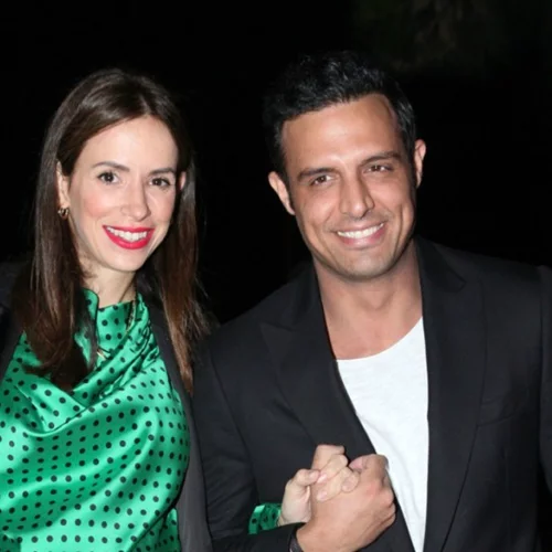 Σάββας Πούμπουρας | Η φωτογραφία του κατά την έξοδο από το μαιευτήριο με την κόρη του