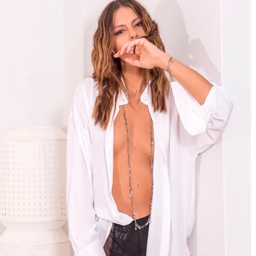 Μέγκι Ντρίο | Το φόρεμα που δίχασε το Twitter (pics)