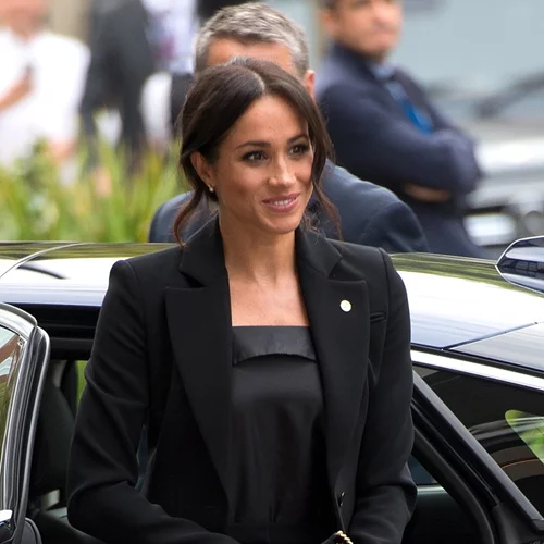 Η Meghan Markle "τα βάζει" με τα βρετανικά ταμπλόιντ