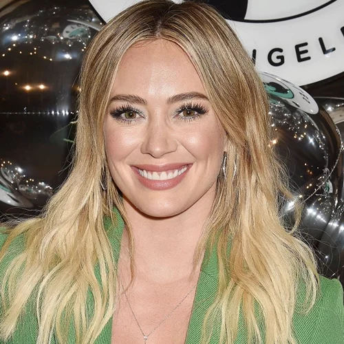 Hilary Duff | Η πασίγνωστη star έκοψε αφέλειες