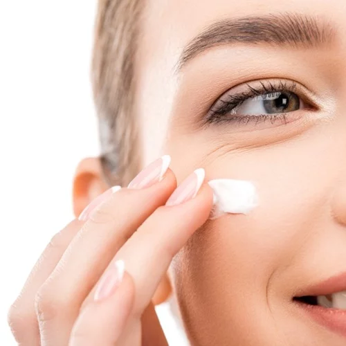 Mήπως το παρακάνεις με την ενυδάτωση προσώπου και δεν το ξέρεις;