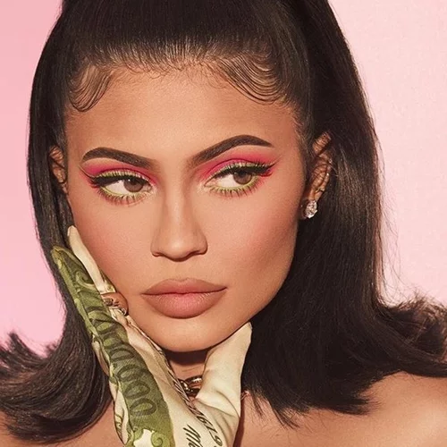 Σοκ και δέος | Η Kylie Jenner πούλησε το μεγαλύτερο μέρος της εταιρείας της για $600 εκατ.