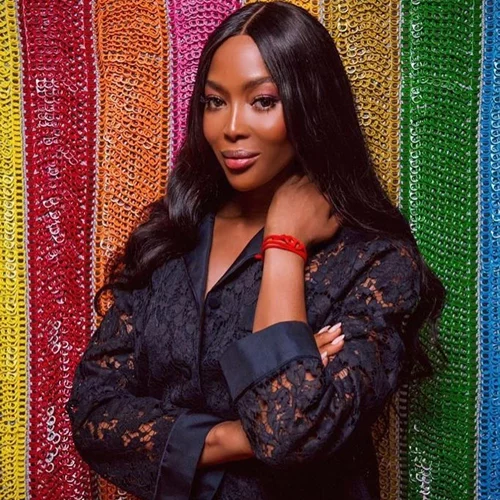 Naomi Campbell | Τι επιλέγει να φοράει στο σπίτι τώρα που βρίσκεται σε καραντίνα;