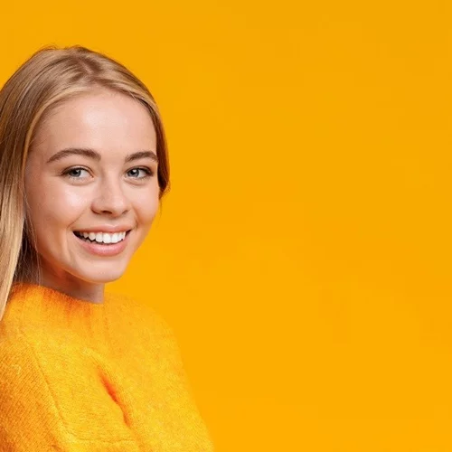 «Έχω ουλές ακμής, πώς φεύγουν;» Οι μέθοδοι για αποτελεσματική θεραπεία