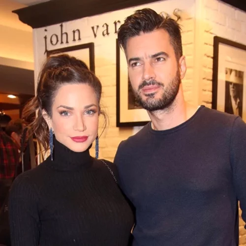 Κατερίνα Γερονικολού | Η ρομαντική φωτογραφία στην αγκαλιά του Γιάννη Τσιμιτσέλη