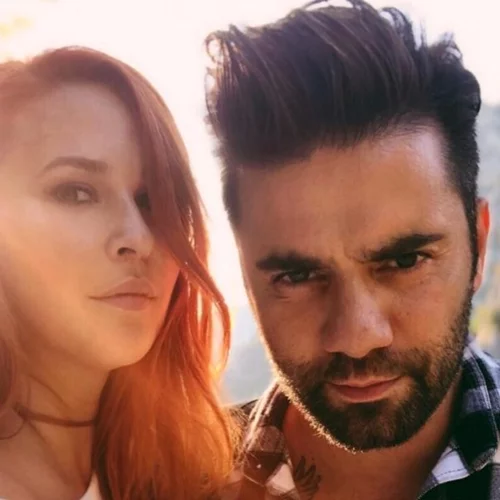 Σίσσυ Χρηστίδου-Θοδωρής Μαραντίνης | Ο γιος τους μεγάλωσε τόσο που σχεδόν έφτασε τον πατέρα του σε ύψος