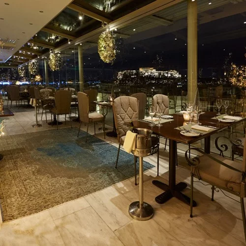 Ρεβεγιόν στην Αθήνα | Βρήκαμε τα πιο γευστικά εορταστικά μενού στο Olive Garden του ξενοδοχείου ΤΙΤΑΝΙΑ