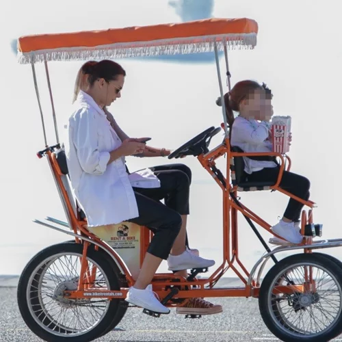 Υβόννη Μπόσνιακ | Χαλαρή βόλτα με την κόρη της στην παραλία της Θεσσαλονίκης!