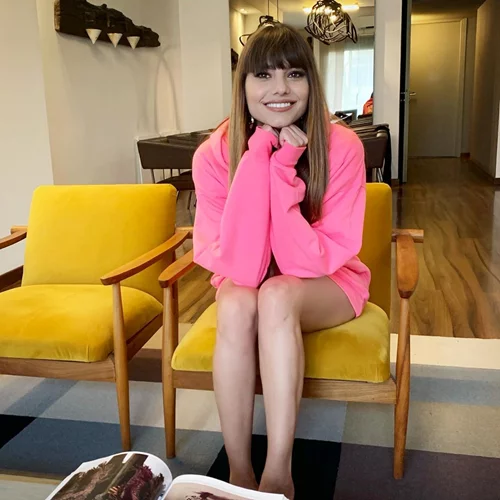 Την Ηλιάνα Παπαγεωργίου την ξέρεις | Την αδερφή της και τη μαμά της όμως; Πόσο μοιάζουν; (pic)