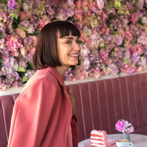 Αποκάλυψε την πιο girly πλευρά σου με το πιο κομψό σύνολο