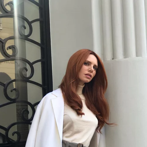 Less is more | Μία εμφάνιση που αποδεικνύει ότι μπορείς να είσαι κομψή χωρίς προσπάθεια