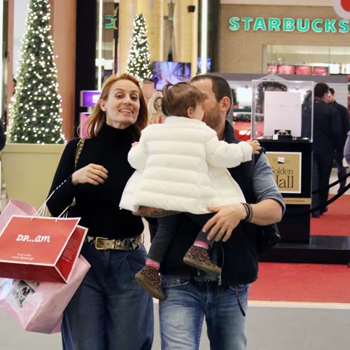 Ελεονώρα Μελέτη-Θοδωρής Μαροσούλης | Για ψώνια με την κόρη τους Αλεξάνδρα