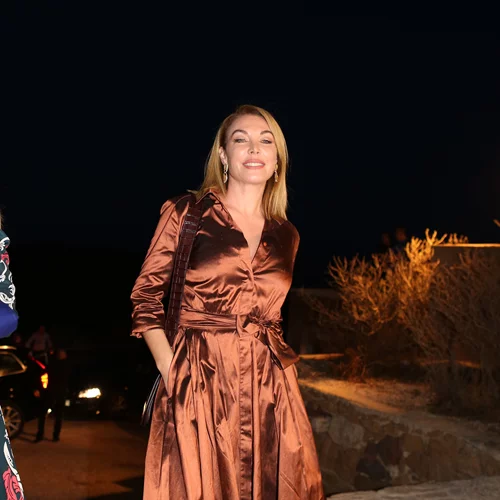 Τατιάνα Στεφανίδου | Οι καλύτερες ιδέες για τα γιορτινά σου looks εμπνευσμένες από τις εμφανίσεις της