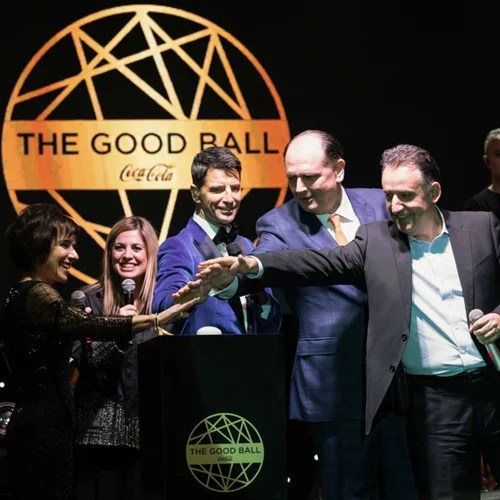 The Good Ball by Coca-Cola | Βρεθήκαμε στην πιο ιδιαίτερη Χριστουγεννιάτικη εκδήλωση!