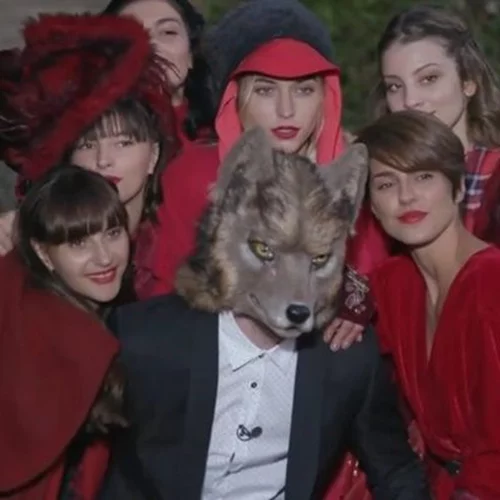 GNTM | Αυτός είναι ο λύκος! Είναι κούκλος & με εκπληκτικό κορμί