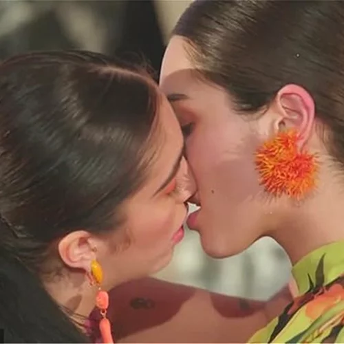 Love Different | Η κόρη της Madonna πρωταγωνίστρια σε ένα τολμηρό act