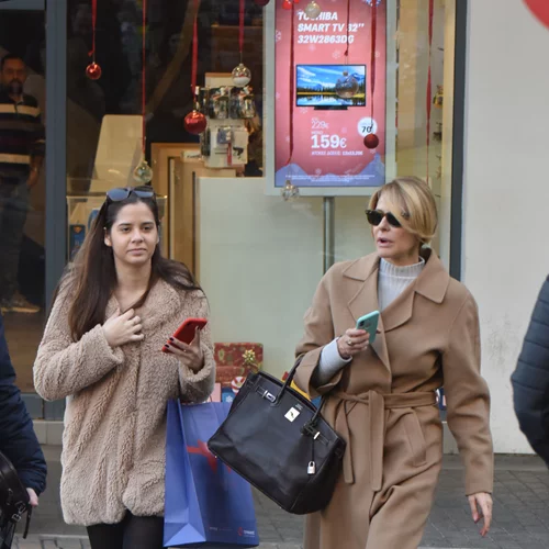 Τζένη Μπαλατσινού | Για ψώνια με την κόρη της, Αλεξάνδρα