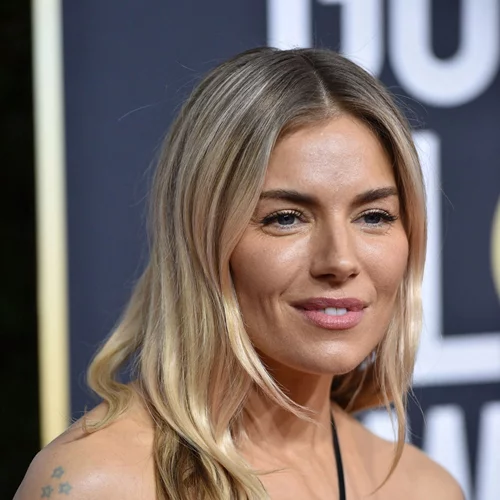 Ο Chadwick Boseman είχε κάνει μια σημαντική κίνηση για τη Sienna Miller