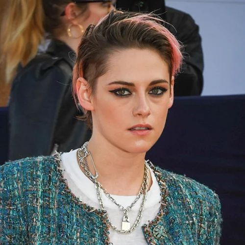 Χαρούμενο το 2000! Η Kristen Stewart έβαψε τα μαλλιά της αλά Nsync