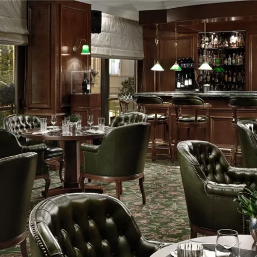 NJV Athens Plaza | Γαλλικός αέρας έμπνευσης στο Explorer’s Bar Bistro