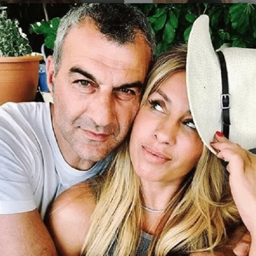 Τραϊανός Δέλλας - Γωγώ Μαστροκώστα | Σπάνιες φωτογραφίες από το σπίτι του ερωτευμένου ζευγαριού