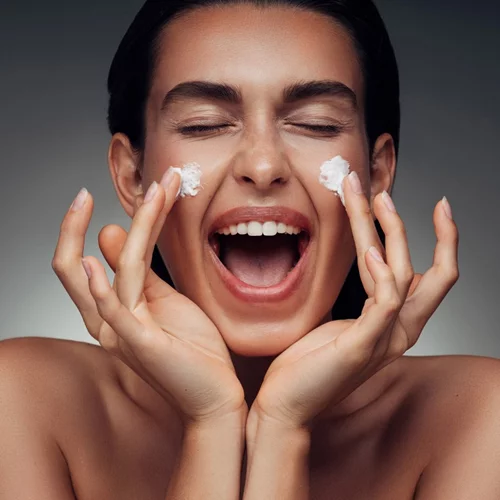 Μάσκα για ξηρές επιδερμίδες | 10 λεπτά γεμάτα βαθιά ενυδάτωση