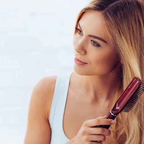 9/10 γυναίκες χτενίζουν λάθος τα μαλλιά τους; Εσύ ξέρεις το σωστό τρόπο;