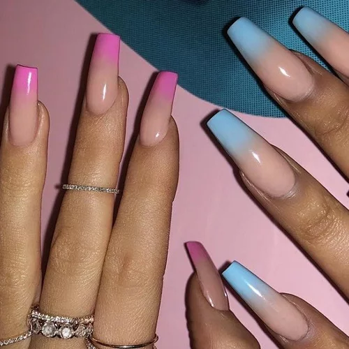 Το γαλλικό μανικιούρ εξακολουθεί να είναι τάση και το 2020 και έχουμε αποδείξεις!