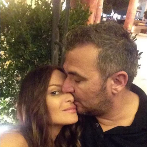 Υβόννη Μπόσνιακ - Αντώνης Ρέμος | Φωτογραφίες από το σπίτι τους στη Γλυφάδα