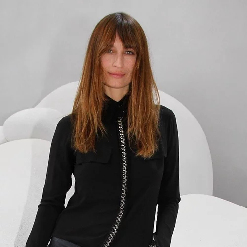 Η πιο κομψή Γαλλίδα καταρρίπτει πέντε μύθους που έχουν να κάνουν με την ηλικία