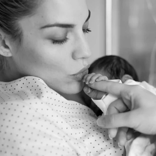 Μαντώ Γατεράτου | Έτσι είναι το σώμα της μια εβδομάδα μετά την απόκτηση του γιου της