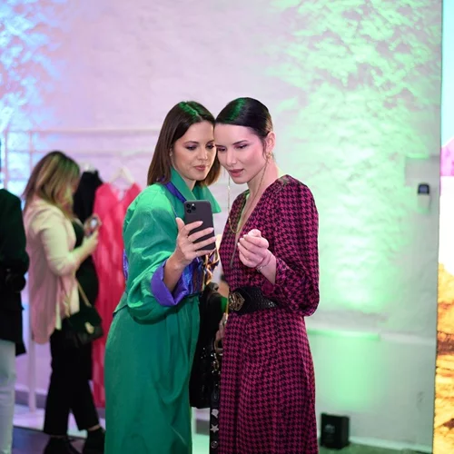 H&M STUDIO S/S20 | Ποιες γνωστές celebrities είδαμε στην παρουσίαση της νέας συλλογής