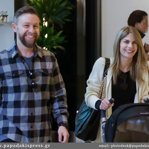 Γιάννης Βαρδής – Νατάσα Σκαφιδά | Για ψώνια οικογενειακώς με τον γιο τους