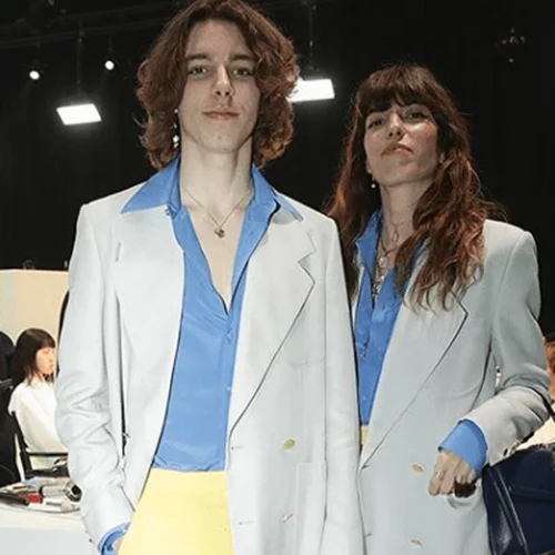 Lou Doillon - Marlowe Mitchell​​​ | Η κόρη και ο εγγονός της Jane Birkin με ίδια ρούχα στην Εβδομάδα Μόδας στο Μιλάνο