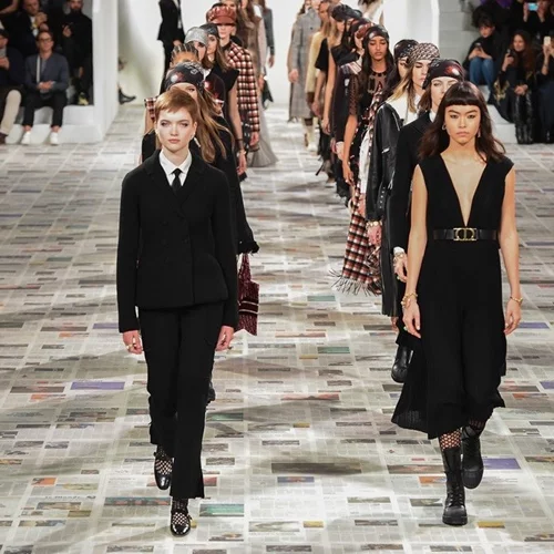 Ο οίκος Dior ανακοίνωσε πως θα παρουσιάσει διαδικτυακά την Cruise 2021 συλλογή του