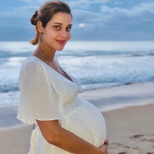 Γέννησε η Ana Beatriz Barros! Δες την πρώτη φωτογραφία του μωρού