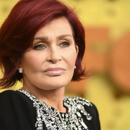 Η Sharon Osbourne άλλαξε για πρώτη φορά τα μαλλιά της ύστερα από 18 χρόνια