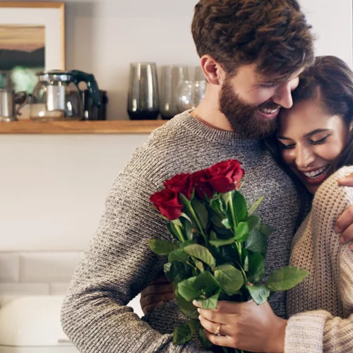 Οι ερωτικές φλόγες του Αγίου Βαλεντίνου | Πώς θα εξελιχθεί η ερωτική ζωή των ζωδίων;