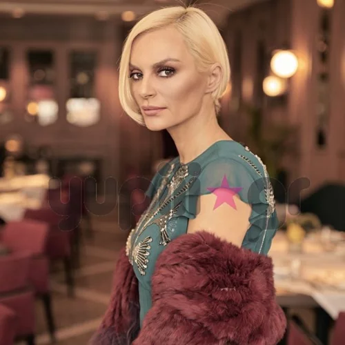 Έλενα Χριστοπούλου | «Έχω υπάρξει εξώφυλλο για κακό λόγο και δεν θέλω να το ξαναζήσω»