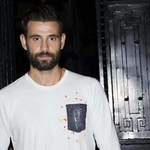 Μιχάλης Μουρούτσος | Η νέα σύντροφός του και το τρυφερό μήνυμα για εκείνη: «Κάτι ήξερα που περίμενα…» (pic)