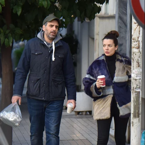 Νικολέττα Ράλλη | Η πρωτότυπη φωτογραφία με τον Μιχάλη Ανδρούτσο για του Αγίου Βαλεντίνου