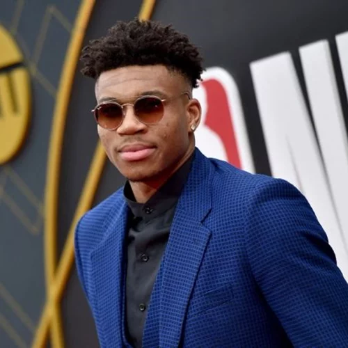 Ο Γιάννης Αντετοκούνμπο γιόρτασε οικογενειακώς το Halloween - Οι ευφάνταστες μεταμφιέσεις