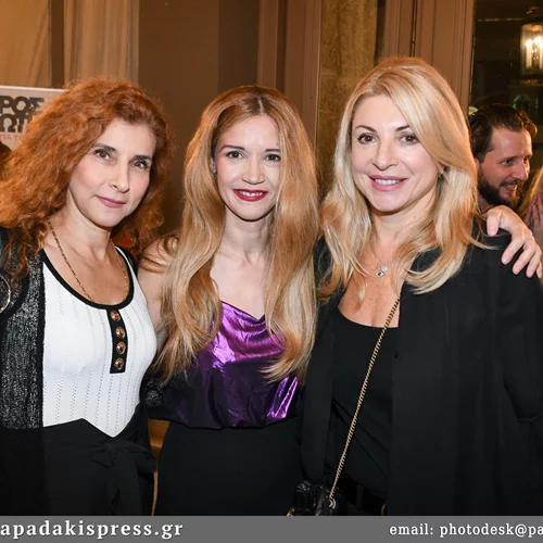 Μαρία Παπαλάμπρου | Η «Νάνσυ» από το «Και οι παντρεμένοι έχουν ψυχή» ποζάρει με την 15χρονη κόρη της