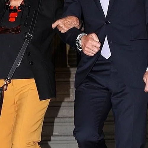 Έκτακτο | Ο πρώτος θάνατος σε βασιλική οικογένεια από κορονοϊό