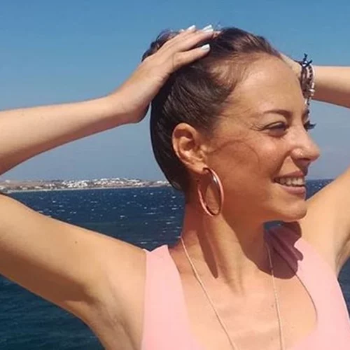 Αλεξάνδρα Ούστα | H πρώην σύντροφος του Σάκη Μπουλά γέννησε το πρώτο της παιδί στην επέτειο θανάτου του